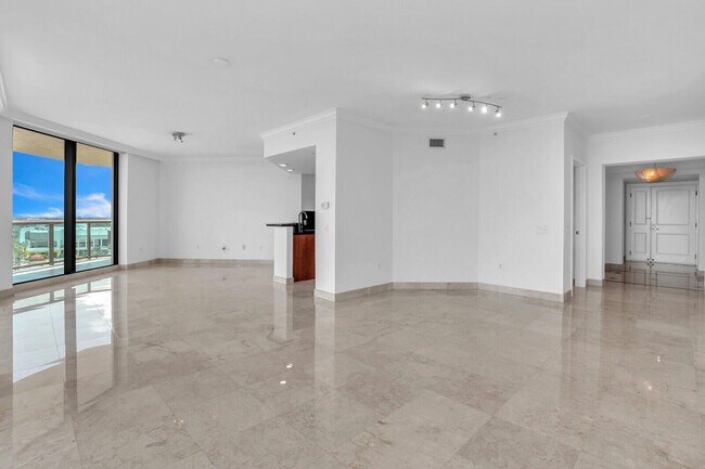 Building Photo - 3630 Gardens 901c Pky