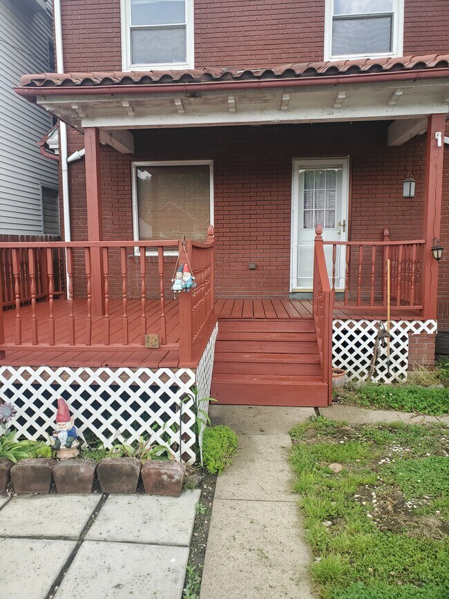 Rear deck - 1312 4th Ave