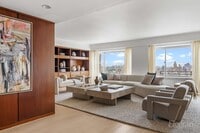 Building Photo - 118 E 60th St