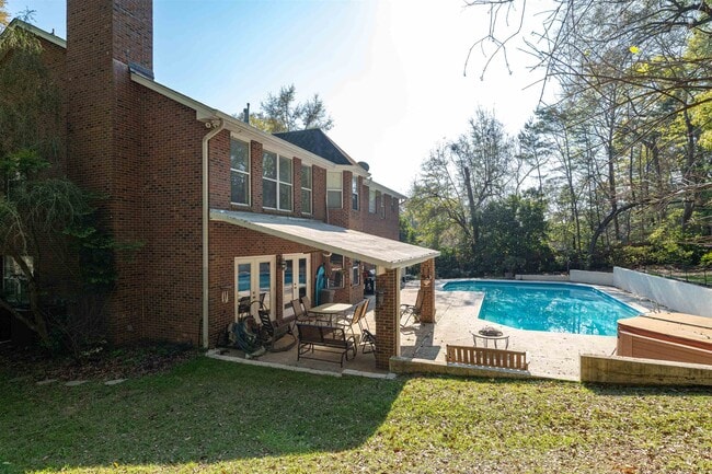 Building Photo - 491 Frank Shaw Rd