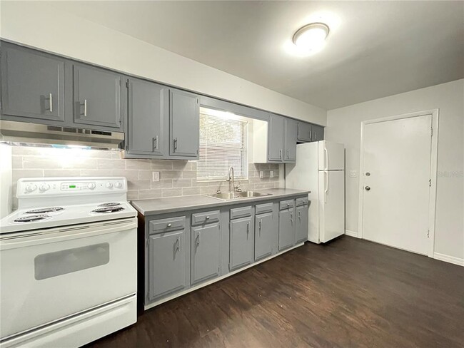 Building Photo - 4622 Dimbath Dr