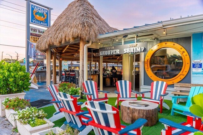 Building Photo - 6708 Sarasea Cir