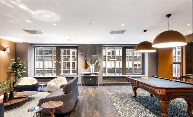 Building Photo - 75 Wall St