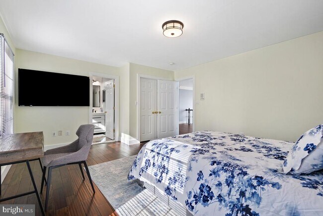Building Photo - 6355 Highgrove Park Ct