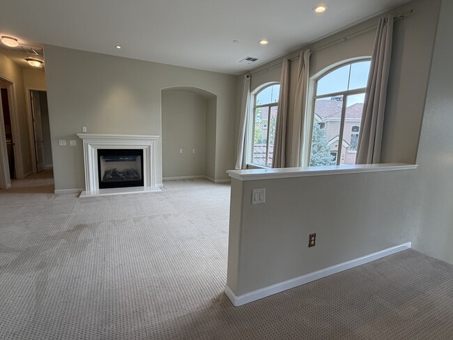 Building Photo - 9900 Wilbur May Pkwy