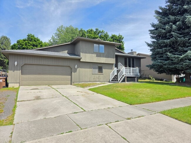 Building Photo - $2,700 - 4 Bed / 2 Bath Beautiful Home in Indian Trail