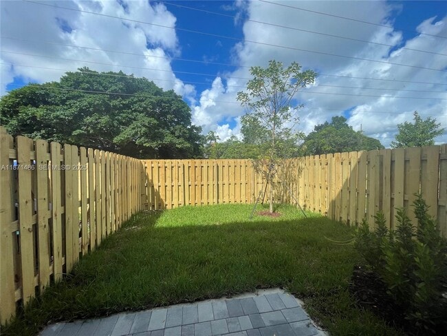 Building Photo - 27700 SW 156th Ave