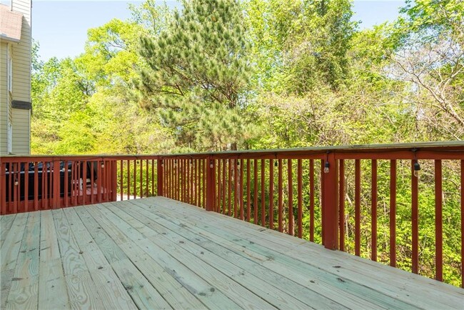 Building Photo - 4735 Longcourt Dr