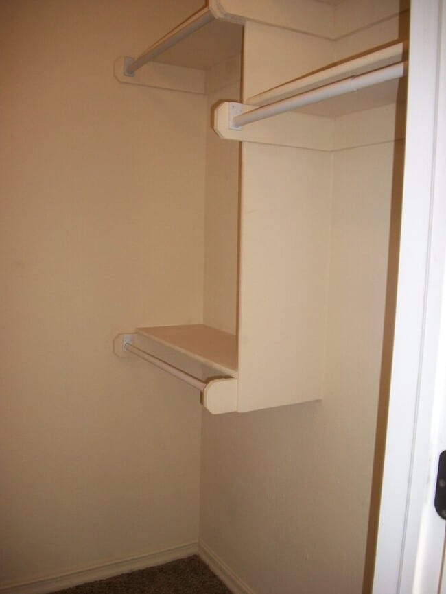 Building Photo - 3 Bed 2 Bath 2 Car Garage in College Park ...