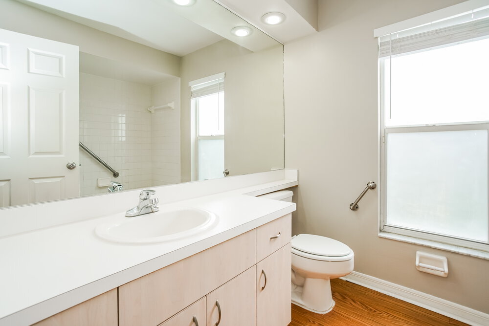 Building Photo - 2909 Starmount Dr