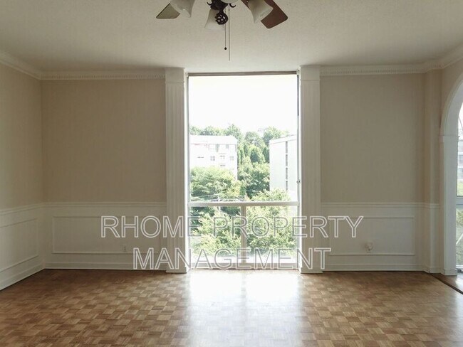Building Photo - 130 26th St NW