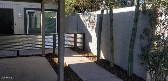 Building Photo - 3001-3038 N 38th St