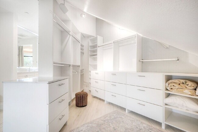 Building Photo - Live in the heart of Del Mar- where every ...