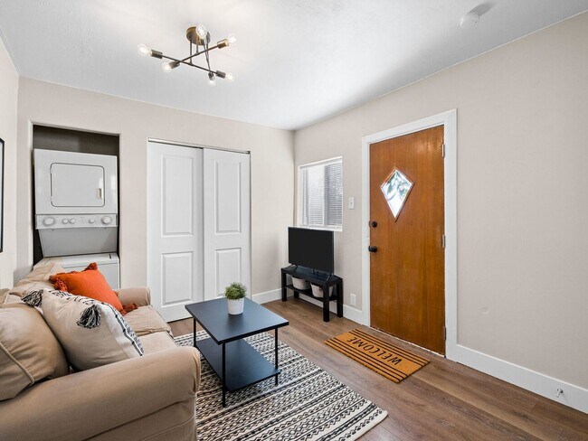 Building Photo - Charming 1BD/1BA ADU in Denver’s Westwood ...