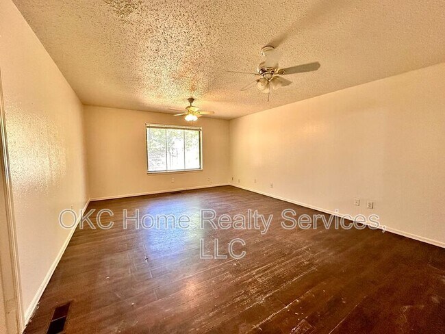 Building Photo - 9817 Grimsbey Ct