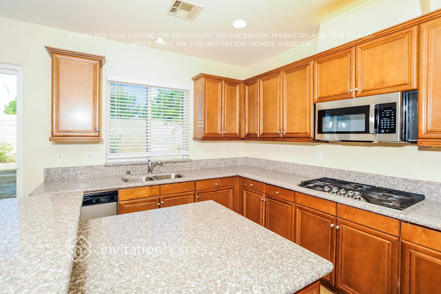 Building Photo - 43444 Hampton St