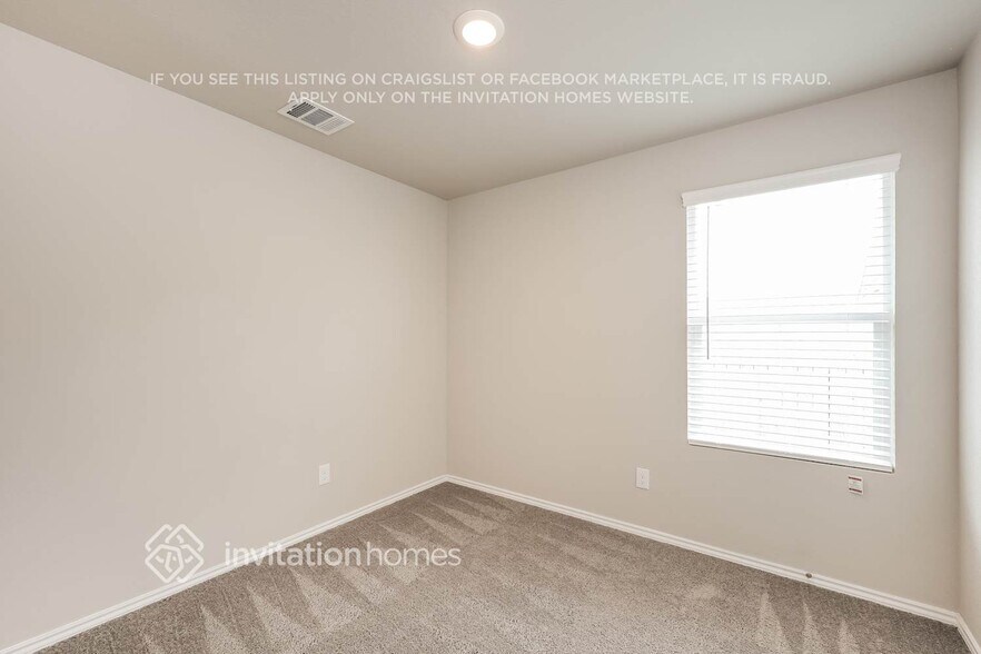 Building Photo - 4231 Southton Lk