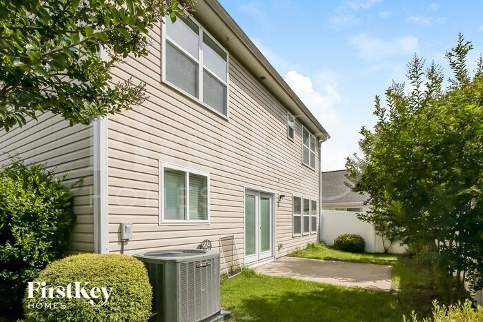 Building Photo - 3981 Cutler Donahoe Way