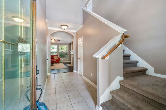 Building Photo - 7 Bellisima Ct