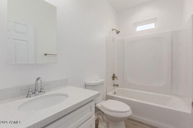 Building Photo - 8335 W Pineveta Dr