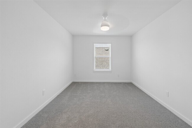 Building Photo - 4727 Bay Vista Dr