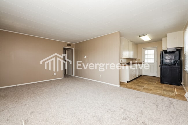 Building Photo - 432 Mt Joy St