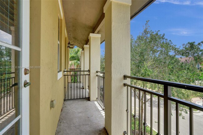 Building Photo - 1401 SW 147th Ter