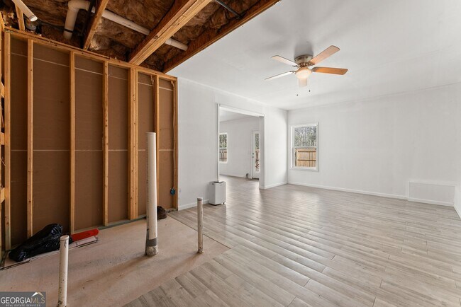 Building Photo - 128 Orange Cir