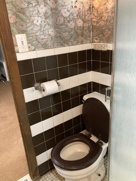 Building Photo - 764 Lenore Ln