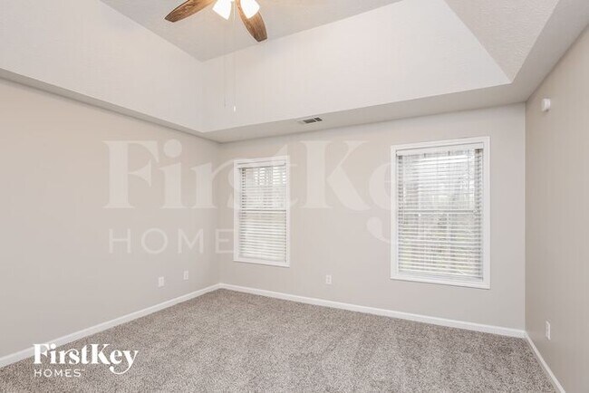 Building Photo - 727 Melrose Trce NE