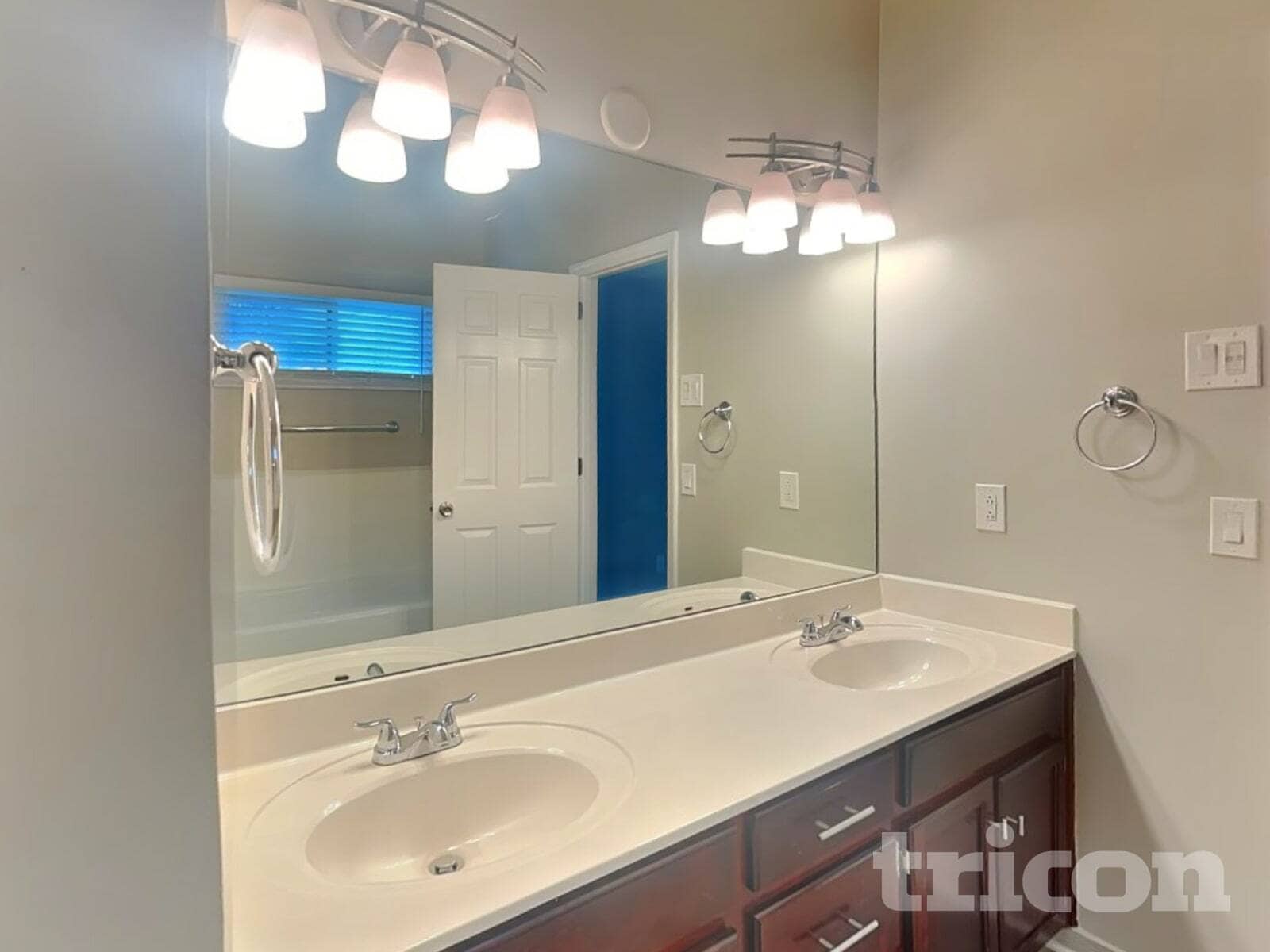 Building Photo - 1609 Crosswind Pl