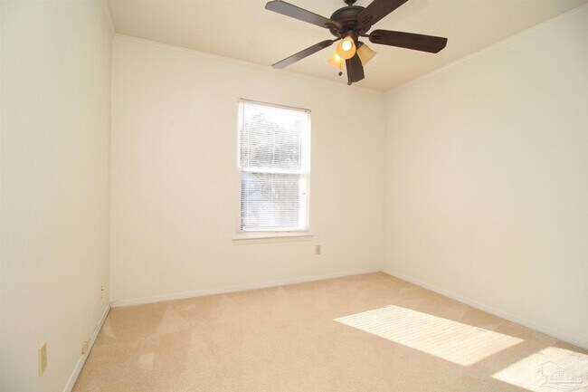 Building Photo - 4605 Lennox Pl