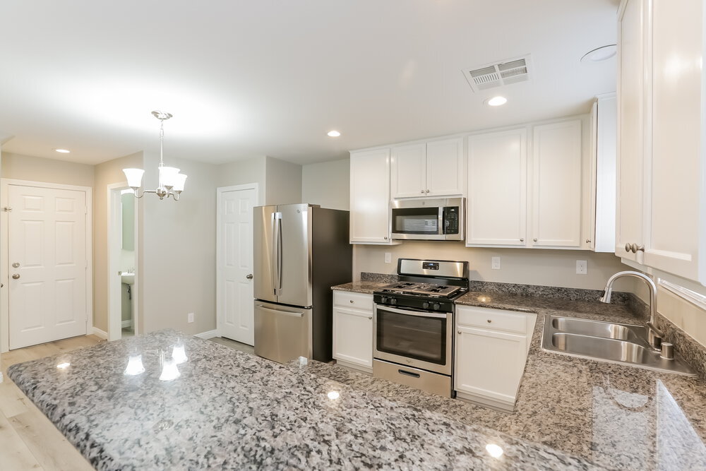 Building Photo - 8273 Oliver Twist Ln