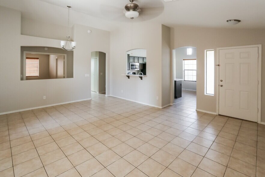 Building Photo - 13413 W Port Au Prince Ln