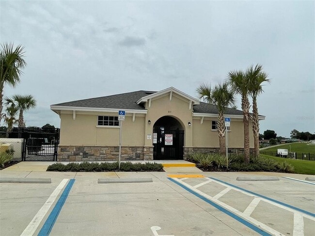 Building Photo - 835 Ofanto Wy