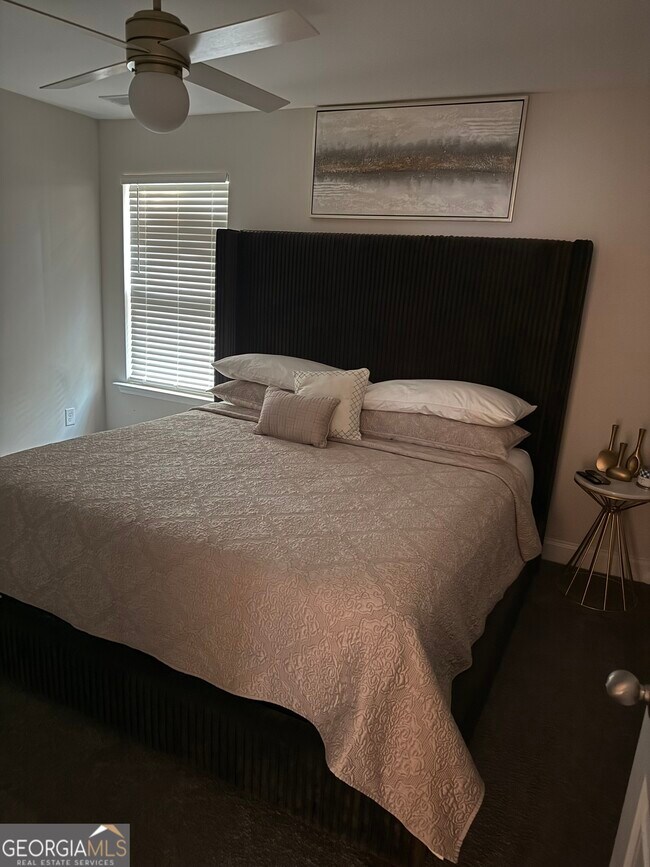 Building Photo - 232 Sophie Cir