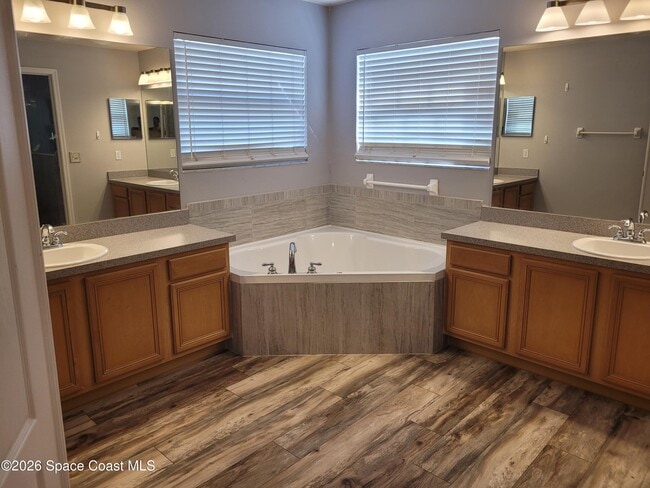 Building Photo - 372 Cobblewood Dr