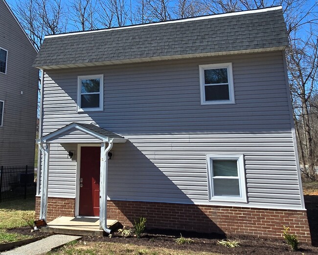 Building Photo - 198 S Court St