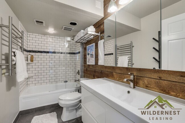 Building Photo - Winter Rental- Updated and quiet 2 bedroom...