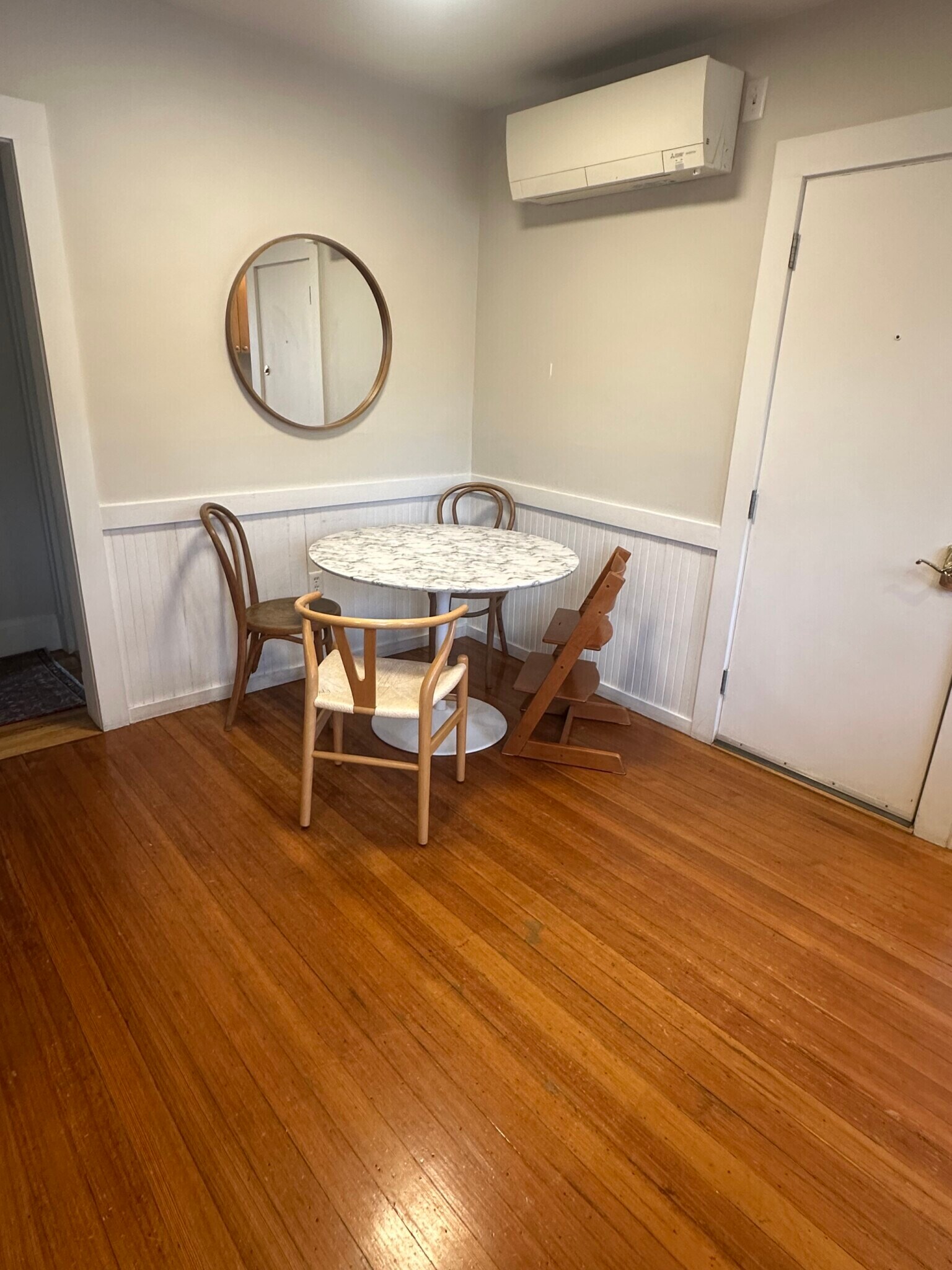 Building Photo - 65 Reservoir St