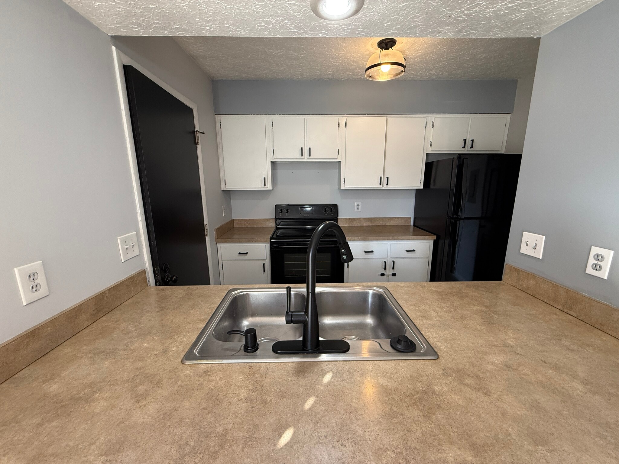 Building Photo - 1823 Worthington Run Dr