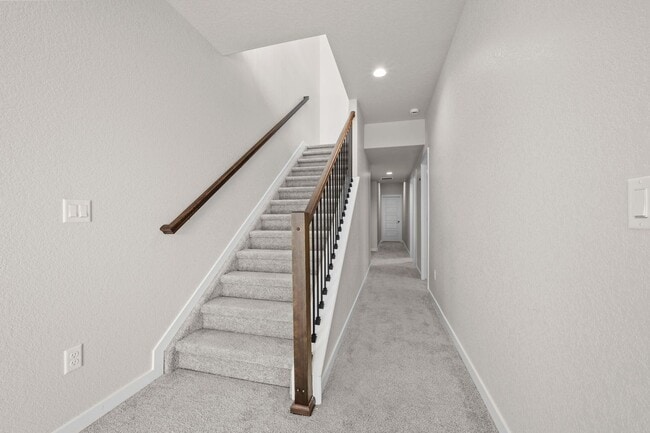 Building Photo - $2700 - 4BR/3.5BA Brand New House in Merid...