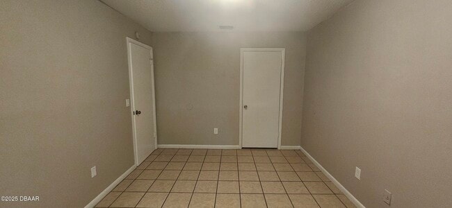 Building Photo - 333 S Osceola St