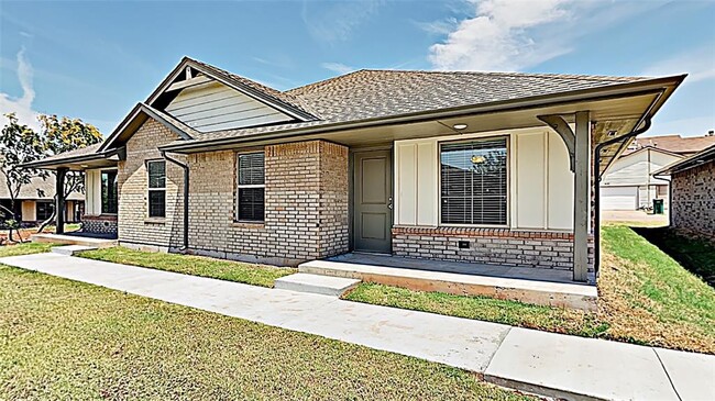 Primary Photo - 11521 Keystone Cir