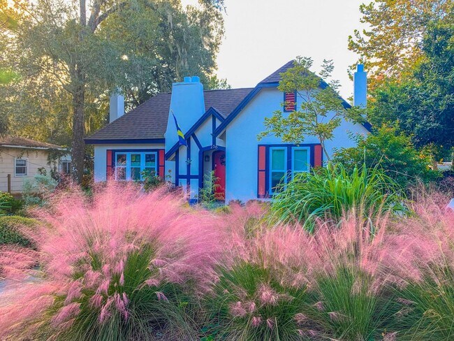 Building Photo - 236 W Michigan Ave