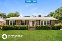 Building Photo - 402 Boxwood Dr