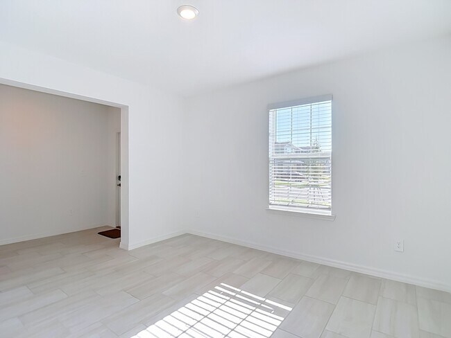 Building Photo - 10171 Boger Rnch Ct