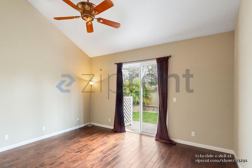 Building Photo - 651 Carrington Ct