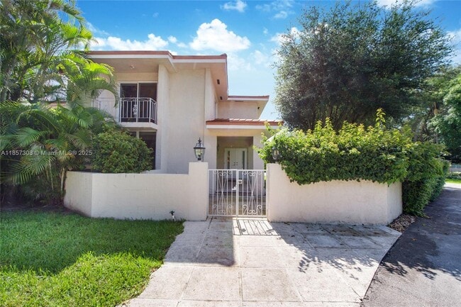 Primary Photo - 4117 Alhambra Cir