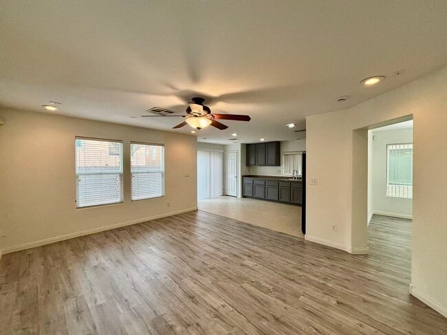 Building Photo - Welcome to this charming 4 bedroom, 2.5 bathroom home.